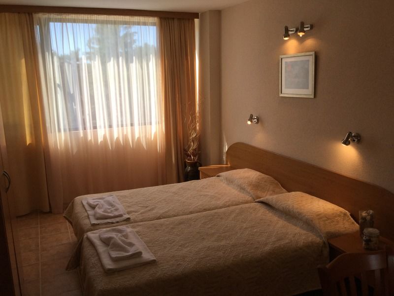 Park Hotel Briz Golden Sands Exteriör bild